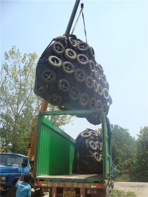 2 Yıllık Garanti Yokohama Pneumatik Fenders, kauçuk malzemesi ve sıcak galvanize flange ile