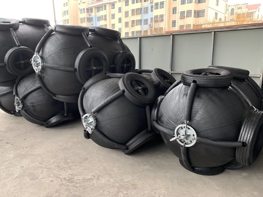 0.05-0.08Mpa Kauçuk Yokohama Sıcak Galvanize Flanşlı Pnömatik Fender