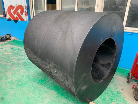 Boltlu Kurulum Silindrik Kauçuk Fender 10-1000kg Uzunluk 1000-5000mm Liman ve Dock Uygulamaları için özelleştirilebilir