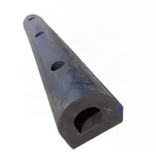 Bolted Black D Kauçuk Fenders Deniz Koruması için Mükemmel Hava Duruma Direnci