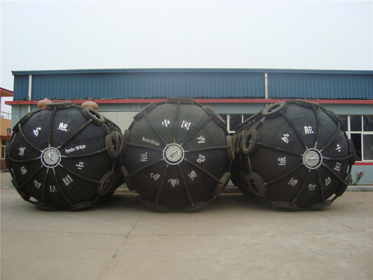 2 Yıllık Garanti Yokohama Pneumatik Fenders, kauçuk malzemesi ve sıcak galvanize flange ile