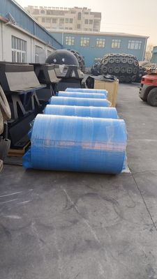 Corrosion Resistance Cylindrical Rubber Fenders Length 1000-5000mm Diameter 100-2000mm Ideal for in Harbors Offshore and Shipyards