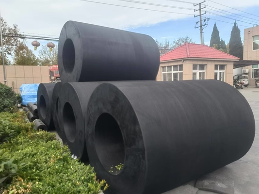 5-3000KN Ağır İşlemli Uygulamalar İçin Silindrik Kauçuk Fender Uzun Süren ve Etki Emen Çapraz 100-2000mm