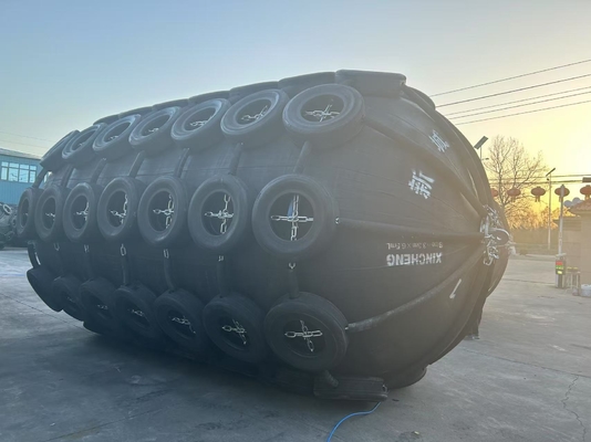 Pnömatik Deniz Fenderi 3.3x6.5m Doğal Kauçuk Yokohama Tasarımı
