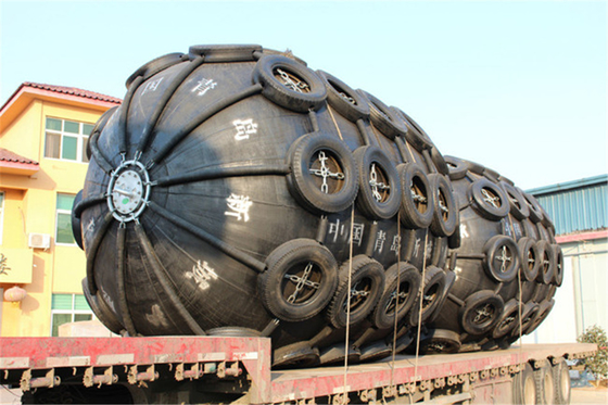 Pnömatik Deniz Fenders 3.3x6.5m Yokohama Tipi Doğal Kauçuk