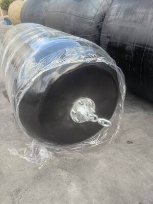 24 Ay Dönem Köpükle Doldurulmuş Fenders D3.0m X L5.0m Dönüşüm Yüzde 60 Dayanıklı Deniz Limanı Koruma Çözümü