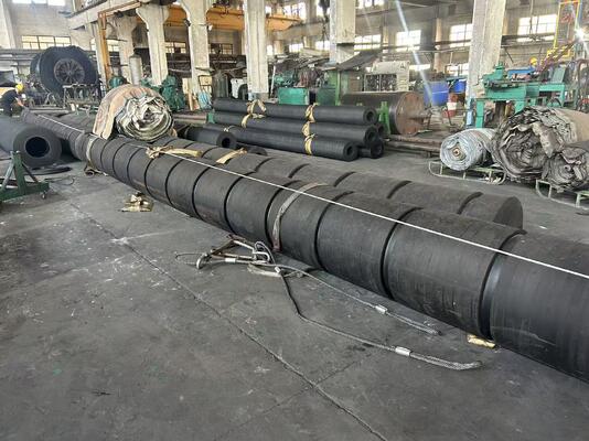 Düşük Bakım Yedek Römorkör Makaralı Çamurluklar Yükseklik 200mm 450mm Bakım Maliyetlerini Azaltmak ve Yedek Römorkör Güvenliğini Artırmak İçin Tasarlanmıştır