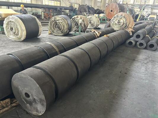 Dock Boat Protection Tug Boat Fenders, üstün direnç ve hava koşullarına dayanıklılık sunar.