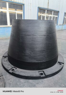SGS Onaylı Koni Lastik Fenders, 60-70 Shore A Sertlik ve Hava Direnci Sağlar, Deniz Bağlama Sistemleri İçin İdealdir